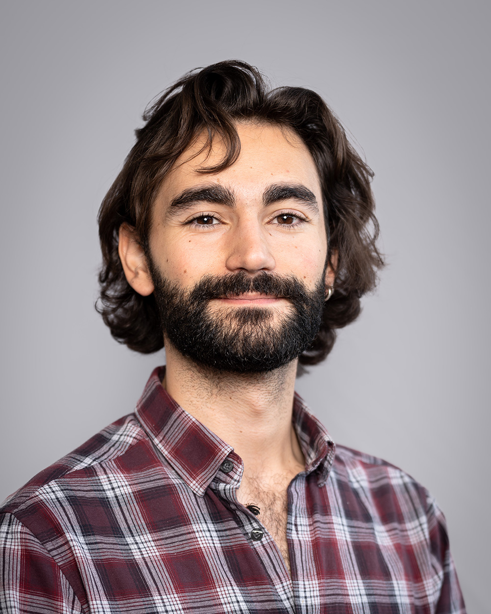 Headshot of Miguel Hernandez Alonso